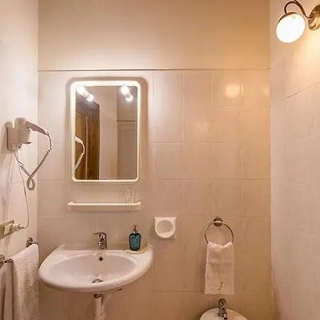 Sleeps 6 Pool Wifi Willa Sant'Enea